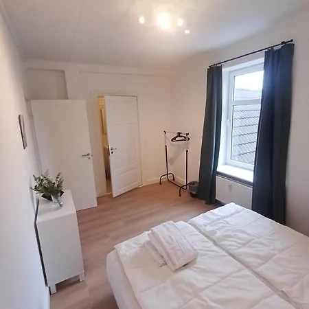 Grand Bright 2 Bedroom And 2 Bathroom In * Randers