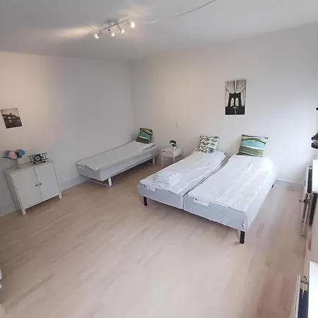 Grand Bright 2 Bedroom And 2 Bathroom In Appartement Randers